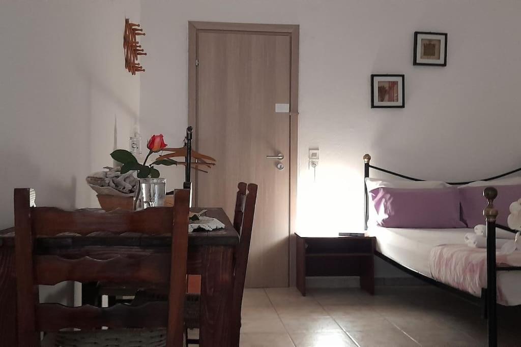 Το Σπίτι Της Ελένης Lejlighed Vlachia Eksteriør billede